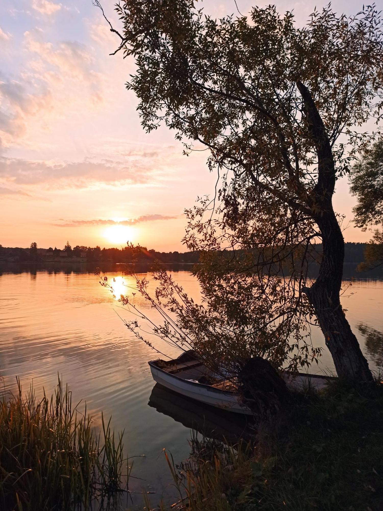 Mazurska Lesniczowka Nowy Zyzdroj Bed & Breakfast Eksteriør bilde